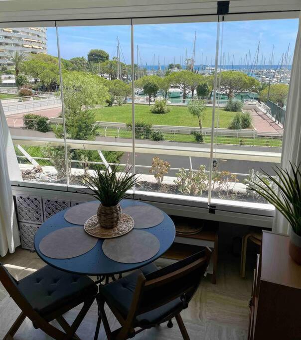 Studio Port Marina - Parking Prive, Climatise Au Ducal Villeneuve-Loubet Exterior photo